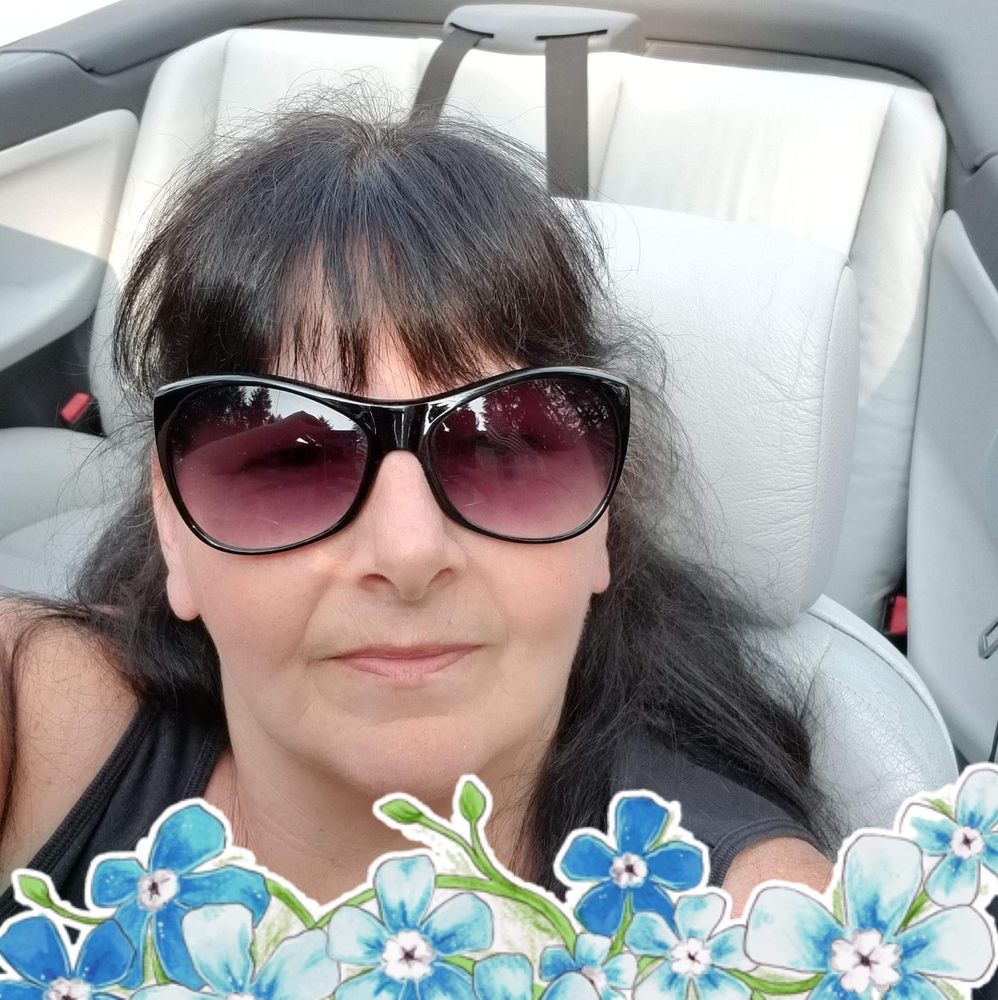 Meet your Posher, Lori